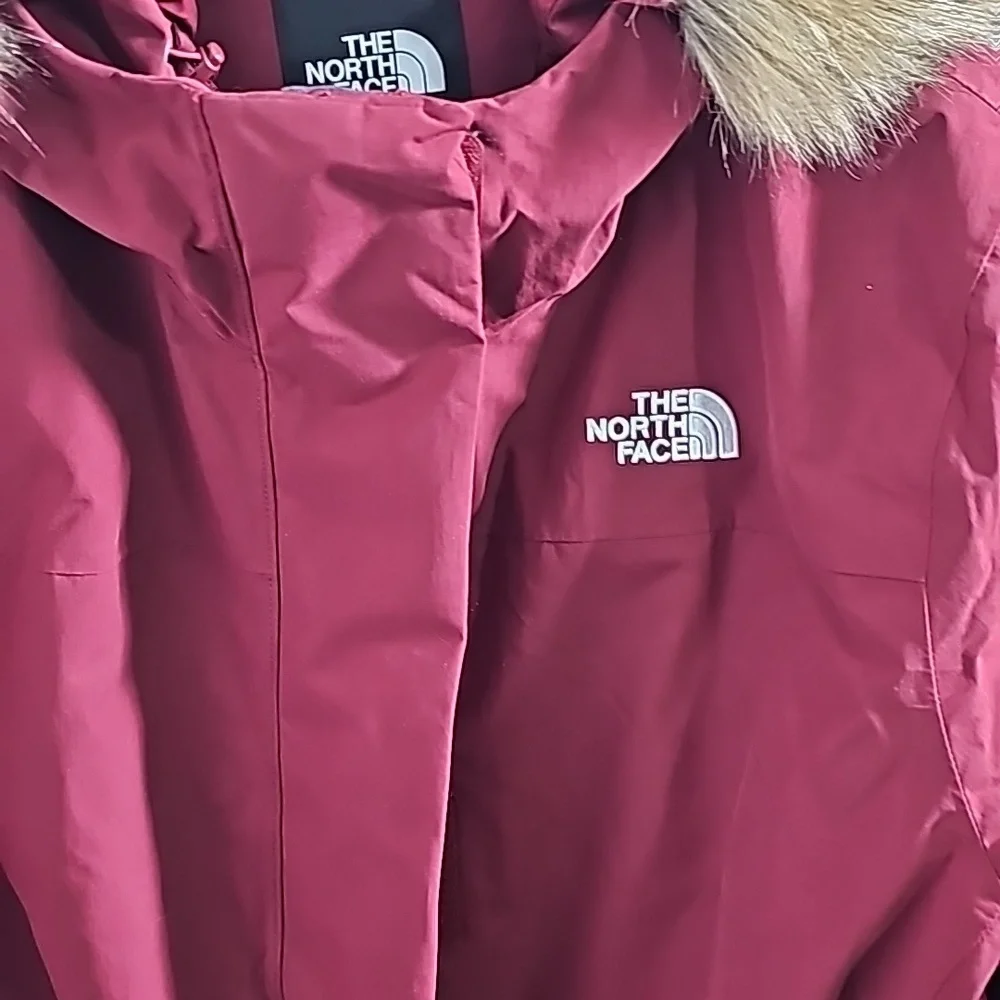 NWT The North Face Women's Arctic Parka Faux Fur Sz.2x - Picture 6 of 13
